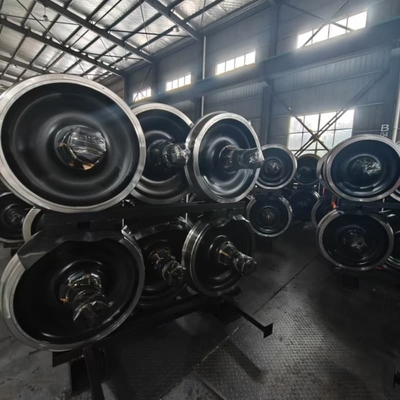 840mm Set Roda Kereta Api Untuk Wagon 22.9T/25T Axle Load Wagon Wheelset