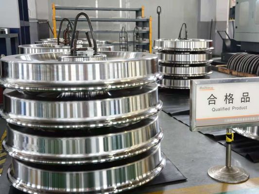 AAR Carbon Steel Rail Wheels 920mm Roda Penumpang Untuk Kereta Api